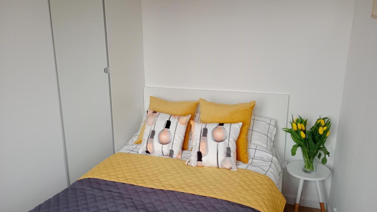 Apartament Dwupokojowy Ostrowiec Swietokrzyski Exterior photo